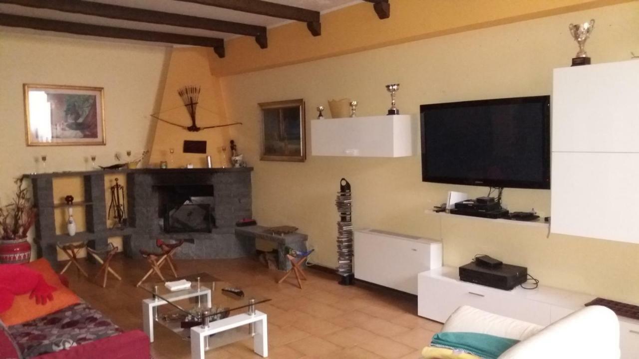 B&B Le Tre Rose Di Maria Педара Екстер'єр фото
